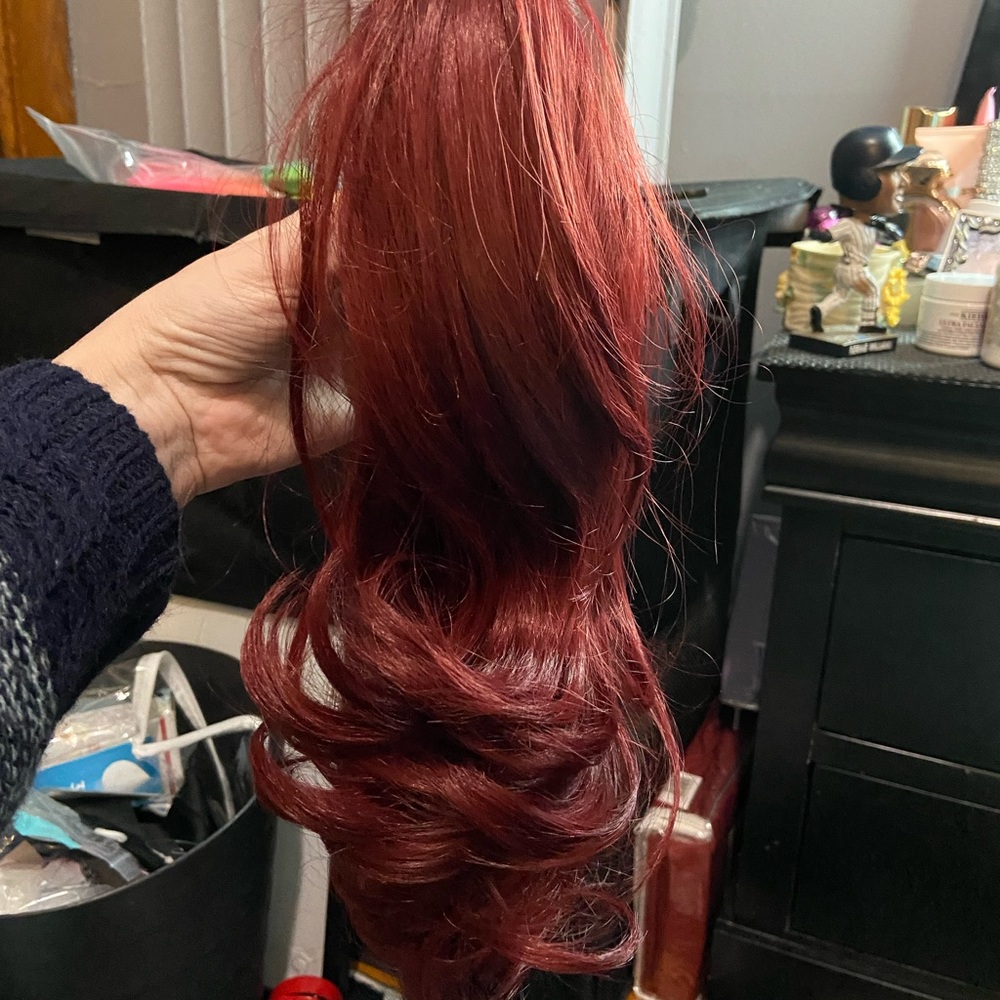Banana clip on ponytail extension. Again, in same packaging, never worn